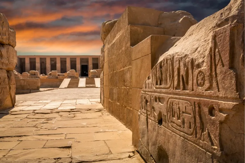 Tour a los Templos de Abydos y Dendera